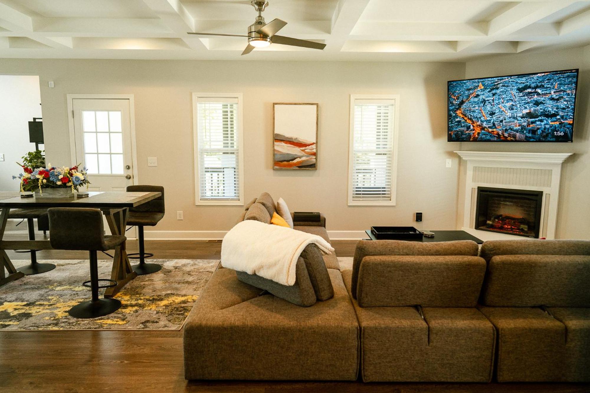 אטלנטה Enjoy This Mini-Mansion Near Downtown And The Airport! מראה חיצוני תמונה